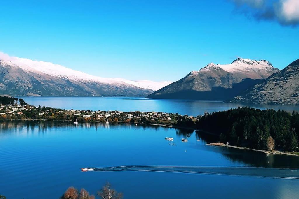 Lovely Apartment- Amazing Lake & Mountain Views Queenstown Extérieur photo